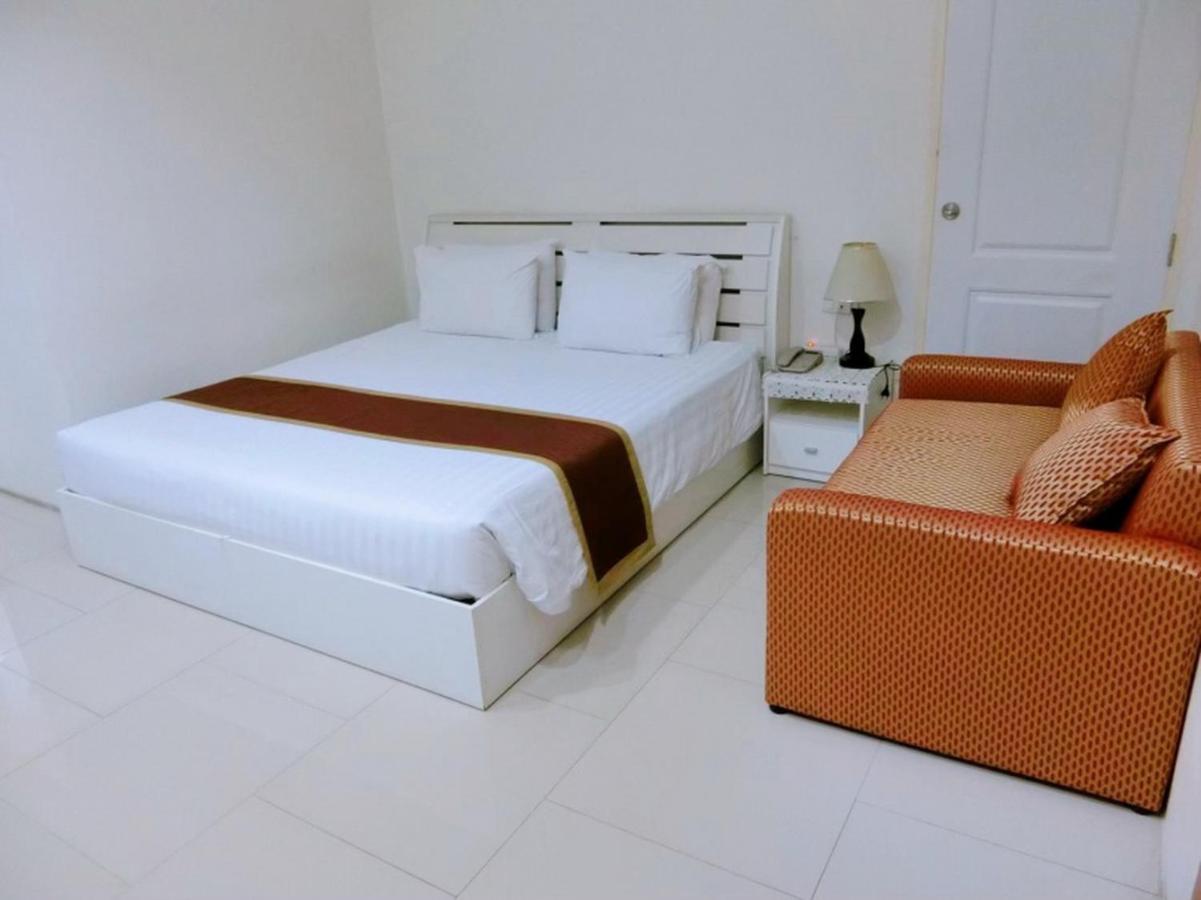 V Verve Service Apartment Hotel Chachoengsao Habitación foto