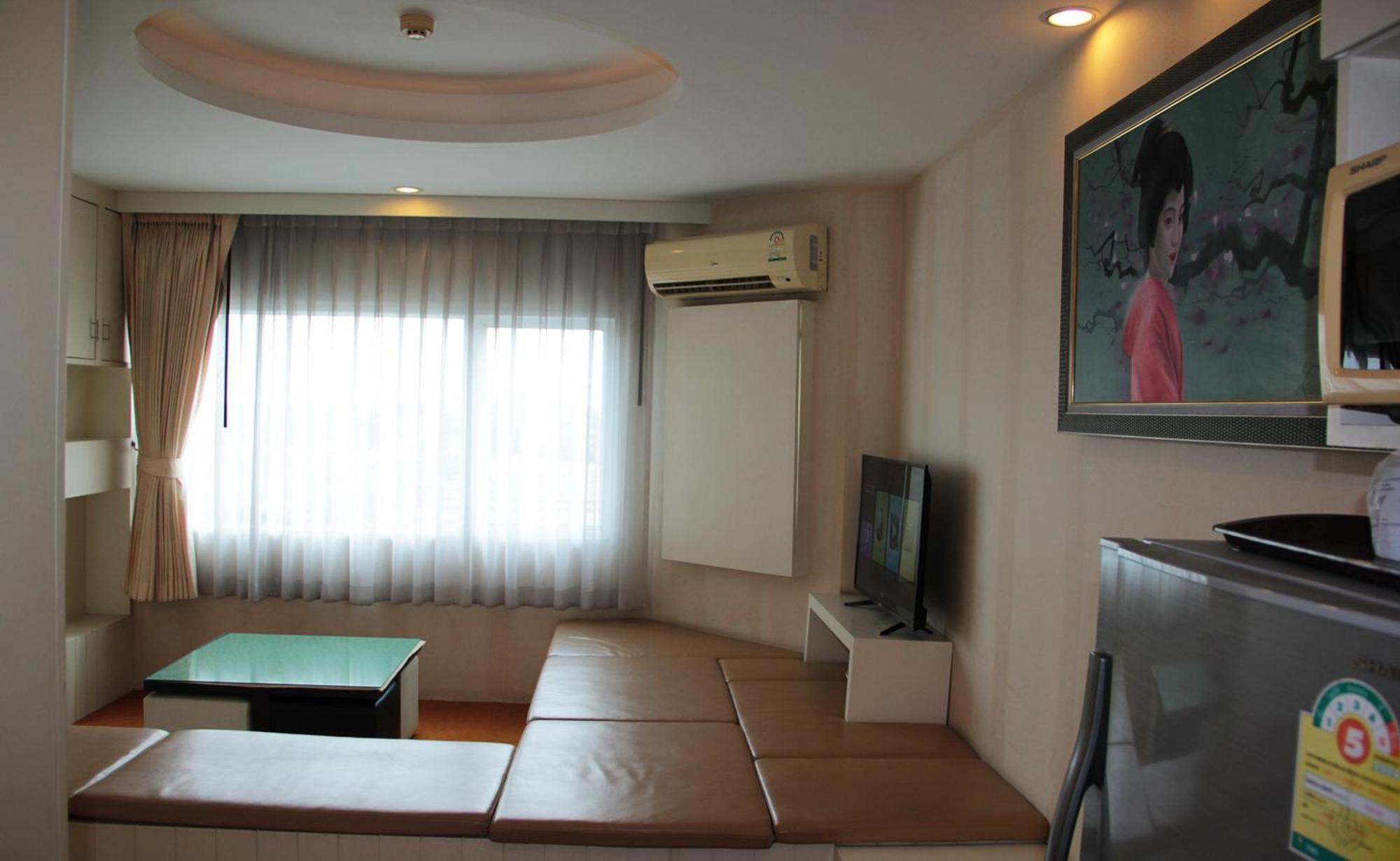 V Verve Service Apartment Hotel Chachoengsao Habitación foto