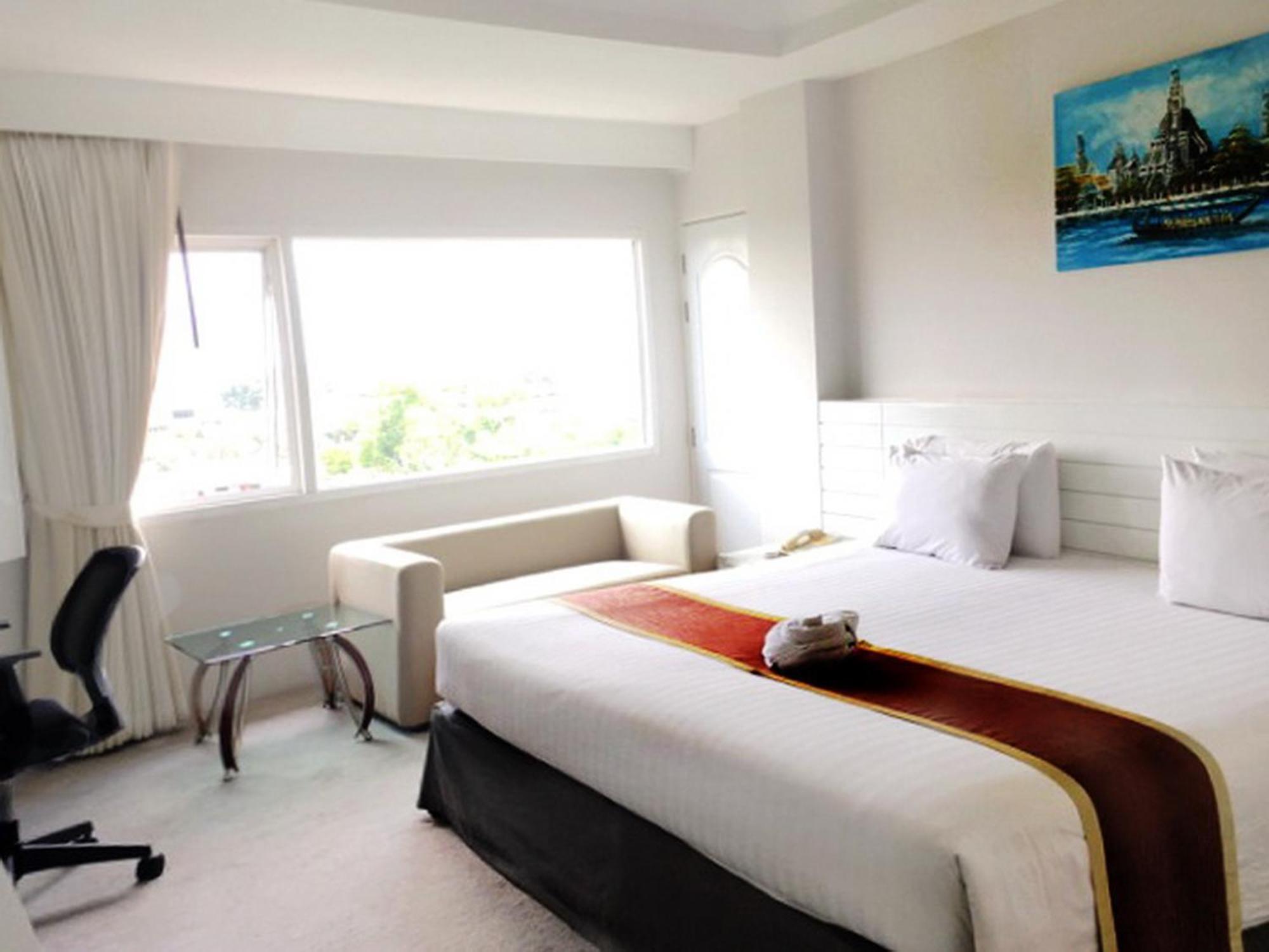 V Verve Service Apartment Hotel Chachoengsao Habitación foto