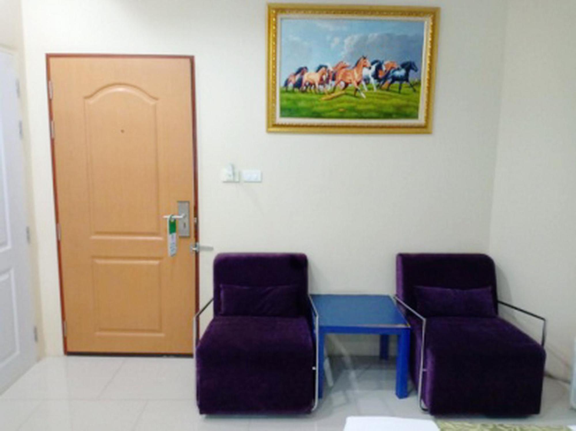 V Verve Service Apartment Hotel Chachoengsao Habitación foto